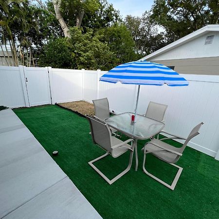 Cozy Private Studio W/Own Yard - 3Mi From Beach Seminole Exterior foto